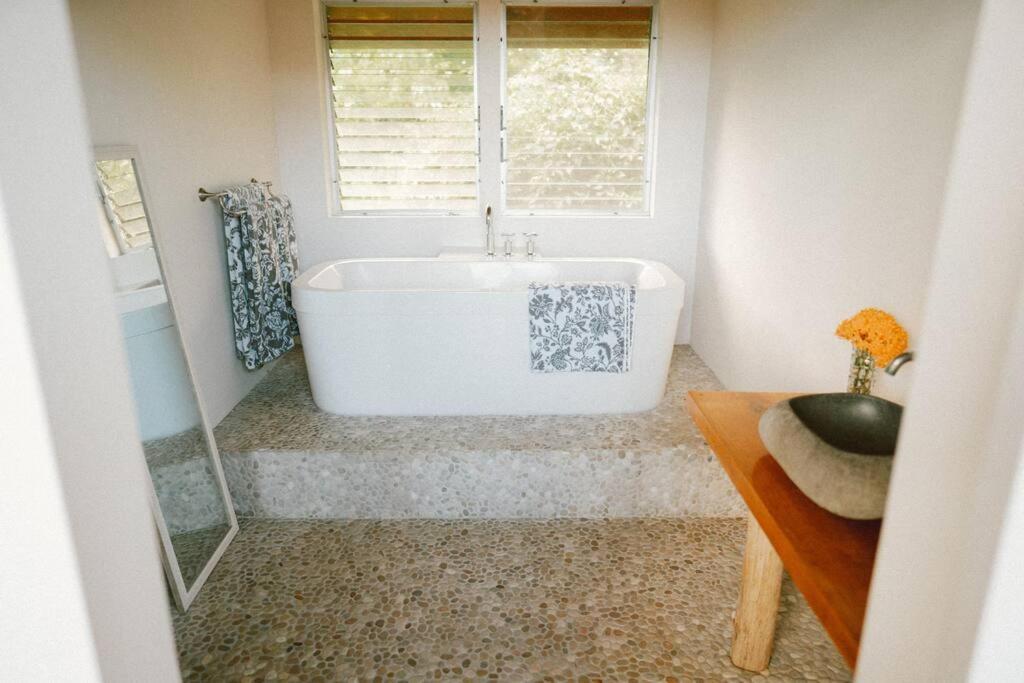Jungle Haven Ocean Front Eco Villa On Fruit Farm Pahoa Extérieur photo